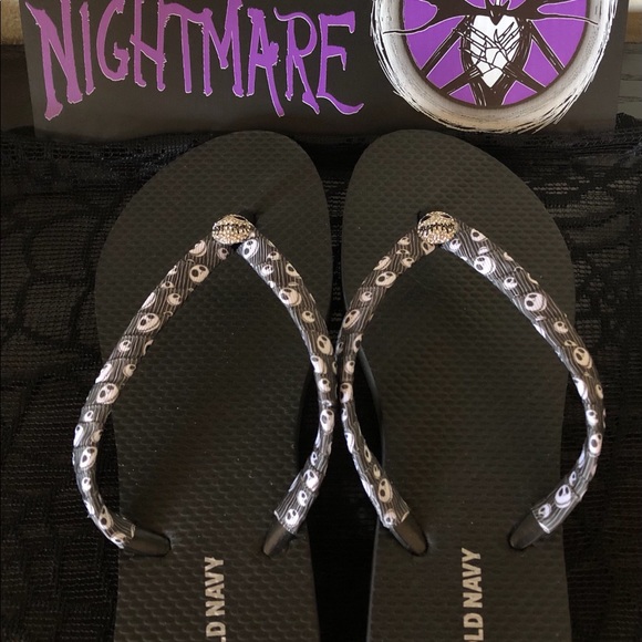 Jack Skellington Decorated Flip Flops 6 - Picture 2 of 6